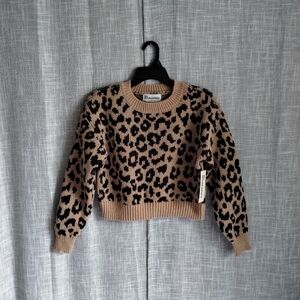 No Boundaries Mid-Weight Leopard Print Crew Neck Fashion Sweater